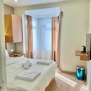 hot-suites-taksim.istanbul-turkeyhotels.com/